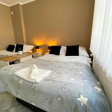 Ferienwohnung In Parknaehe Bad Muskau Bagian luar foto