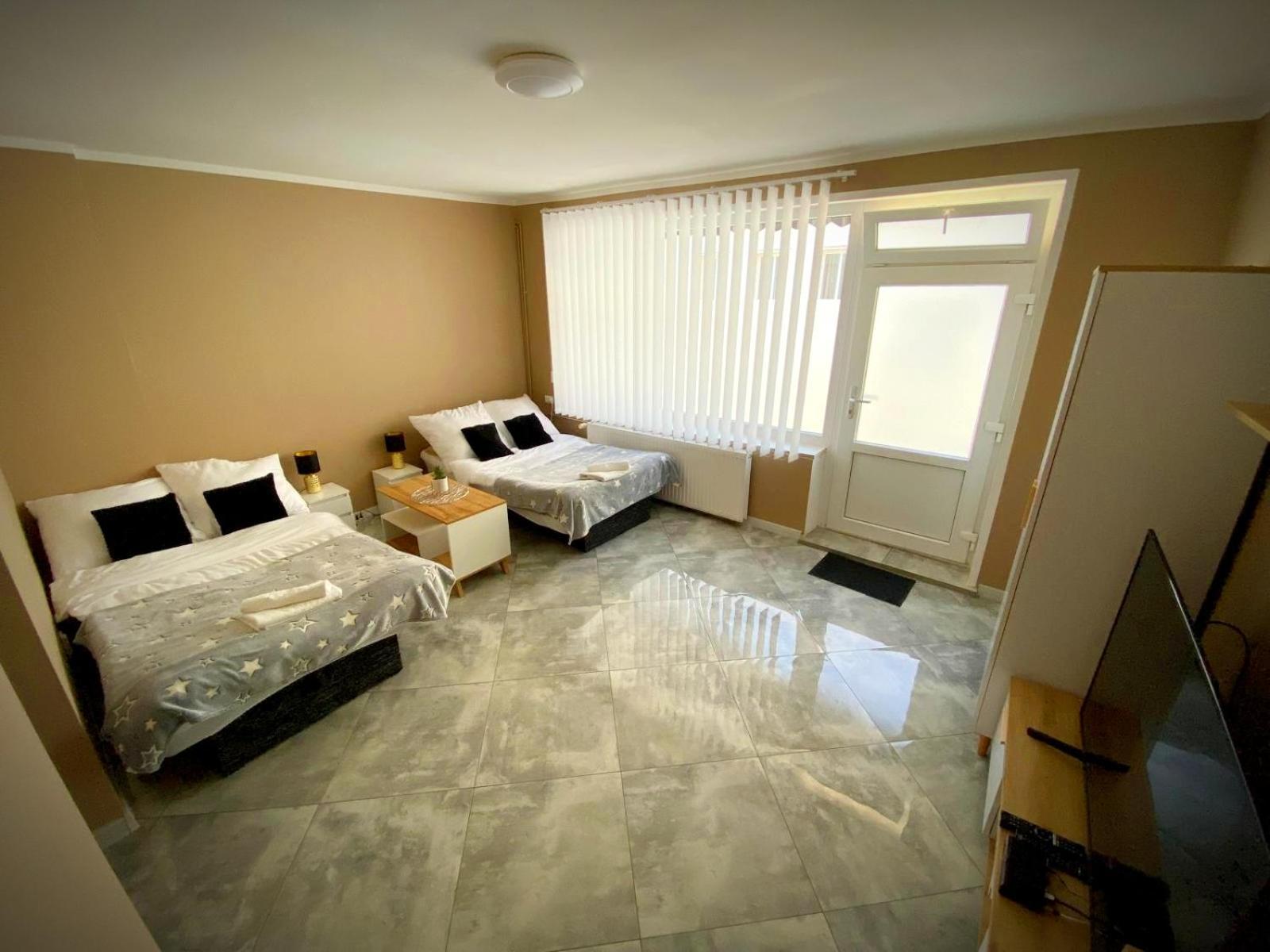 Ferienwohnung In Parknaehe Bad Muskau Bagian luar foto